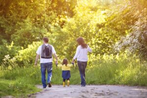 bethesda child support lawyer helping with legal paperwork